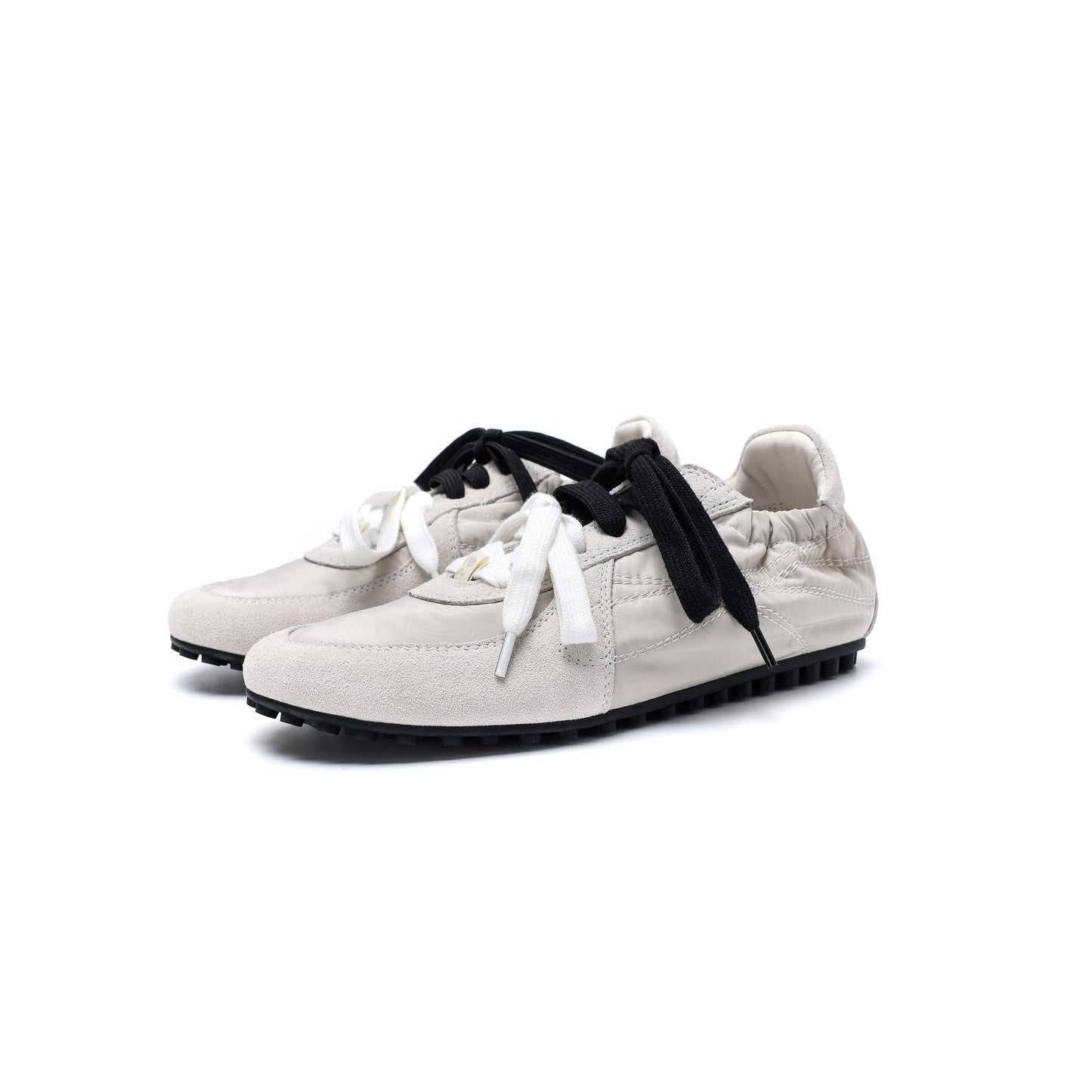 SOCCER FLAT SHOES , White